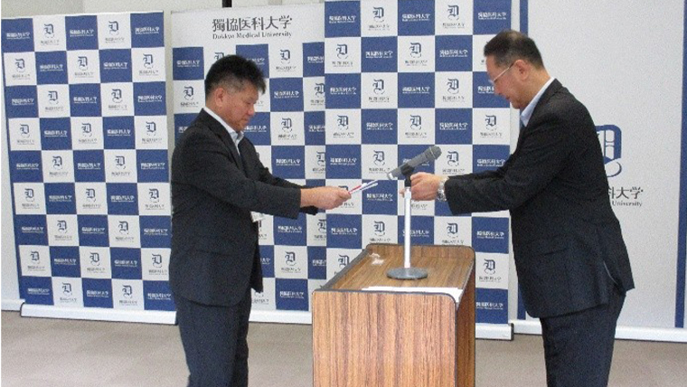 令和6年度 県内贈呈式の様子①