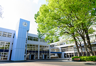 教職員との交流も深まる多彩な行事、数多くのクラブなど、課外活動も充実。